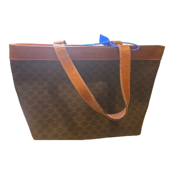 Celine Macdam Tote some wear on handles - Picture 2 of 12